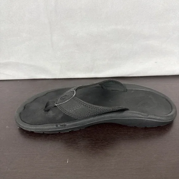 Olukai Ohana Sandals Women's Size 8/8.5? Black Leather Rubber Flip Flops Summer - Picture 6 of 10